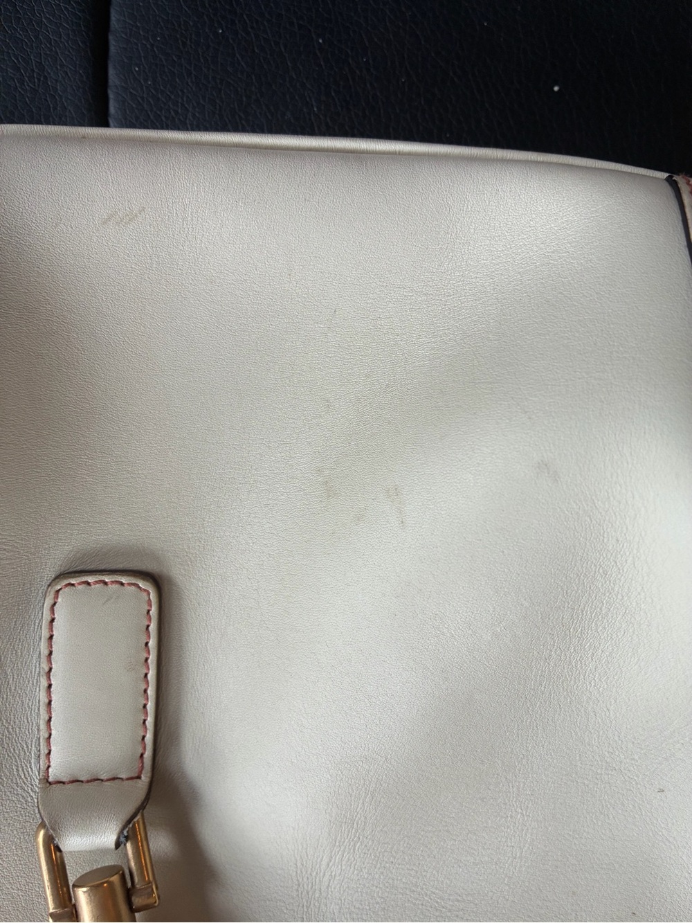 Gucci Cream Leather Jackie Nailhead Shoulder Bag with Gold Hardware - Picture 7 of 9